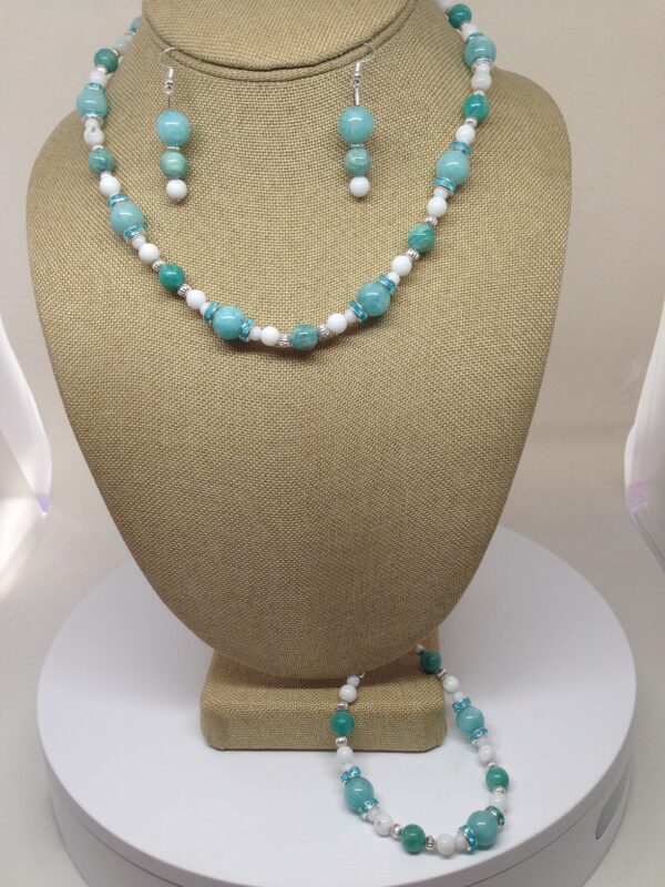 Necklace Set Blue Amazonite and White Beads - NSAMA1