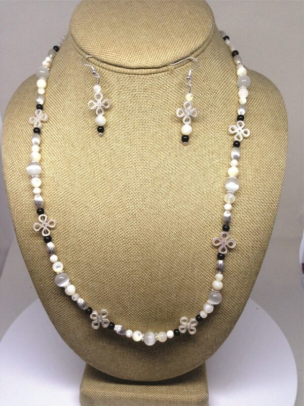 Necklace Set White Moonstone and Shell - NSSH6