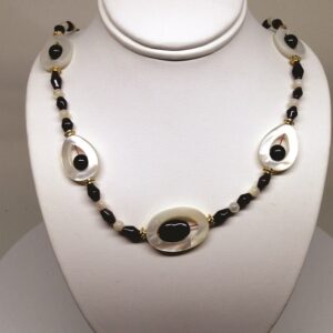 Necklace, Garnet, Shell, Red, White