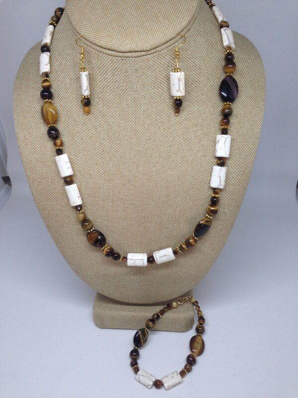 Necklace Set Golden Brown Tigers Eye and White Howlite Beads - NSTE1