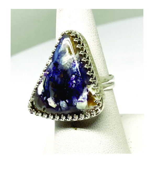 Tiffany Ring Purple and White