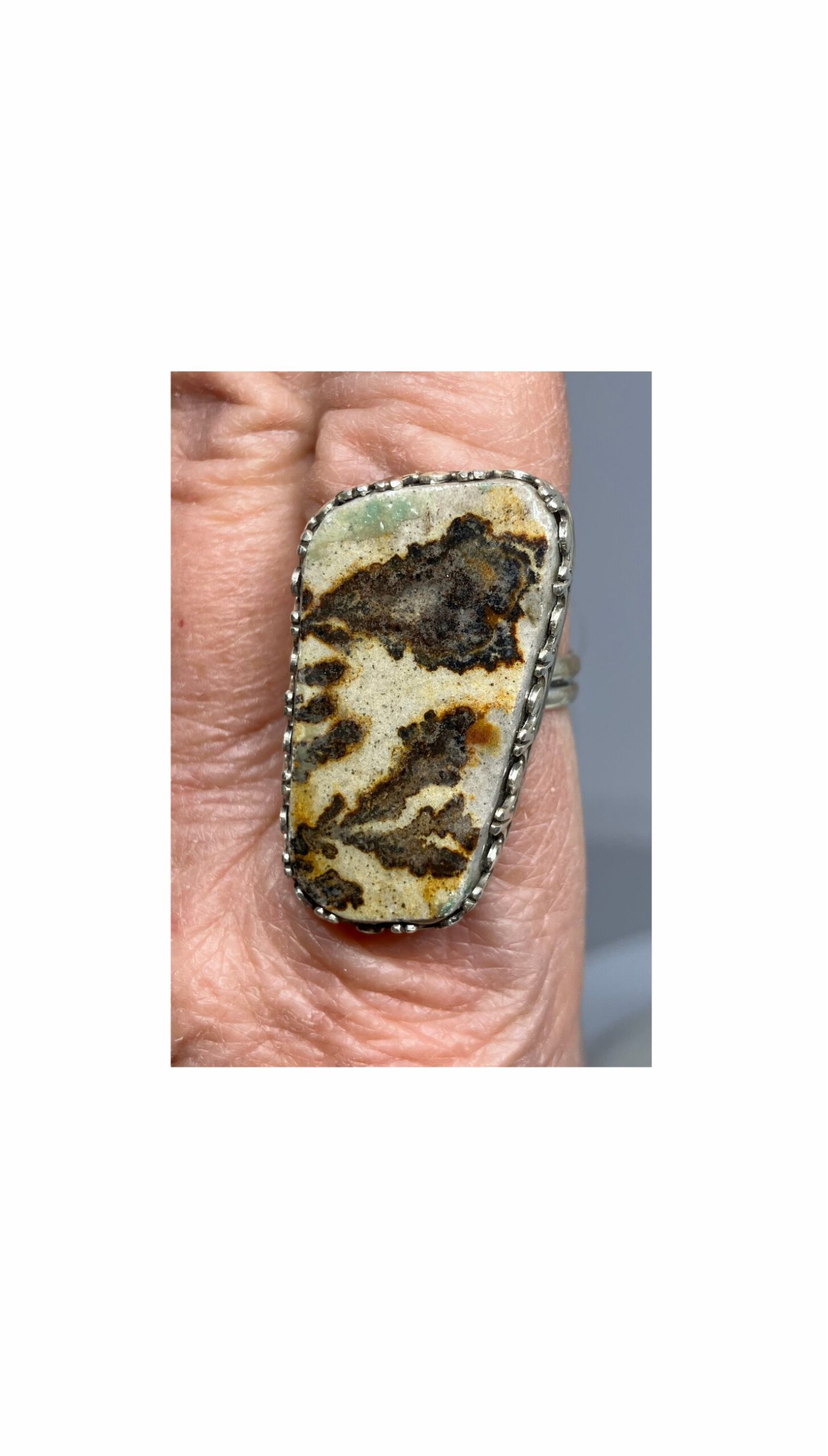 Ring, Tan, Dendrite, Unique A