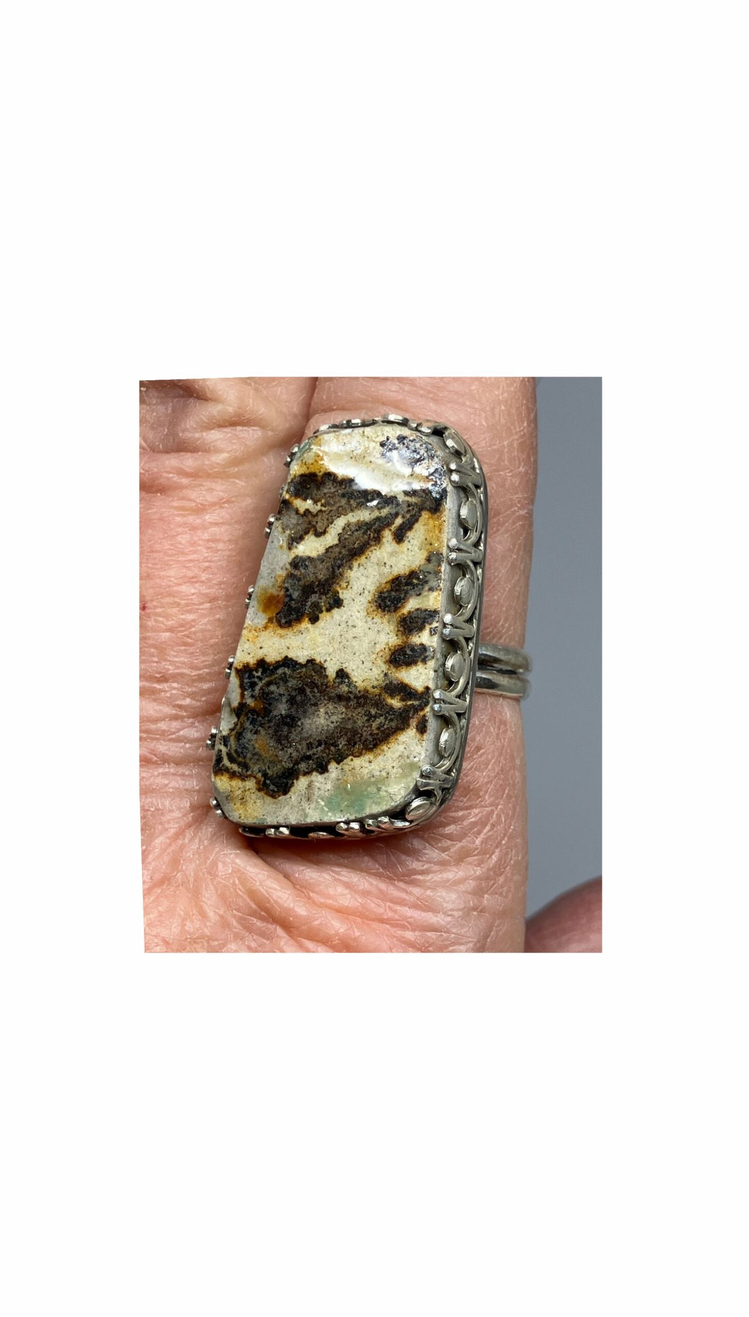 Ring, Tan, Dendrite, Unique A