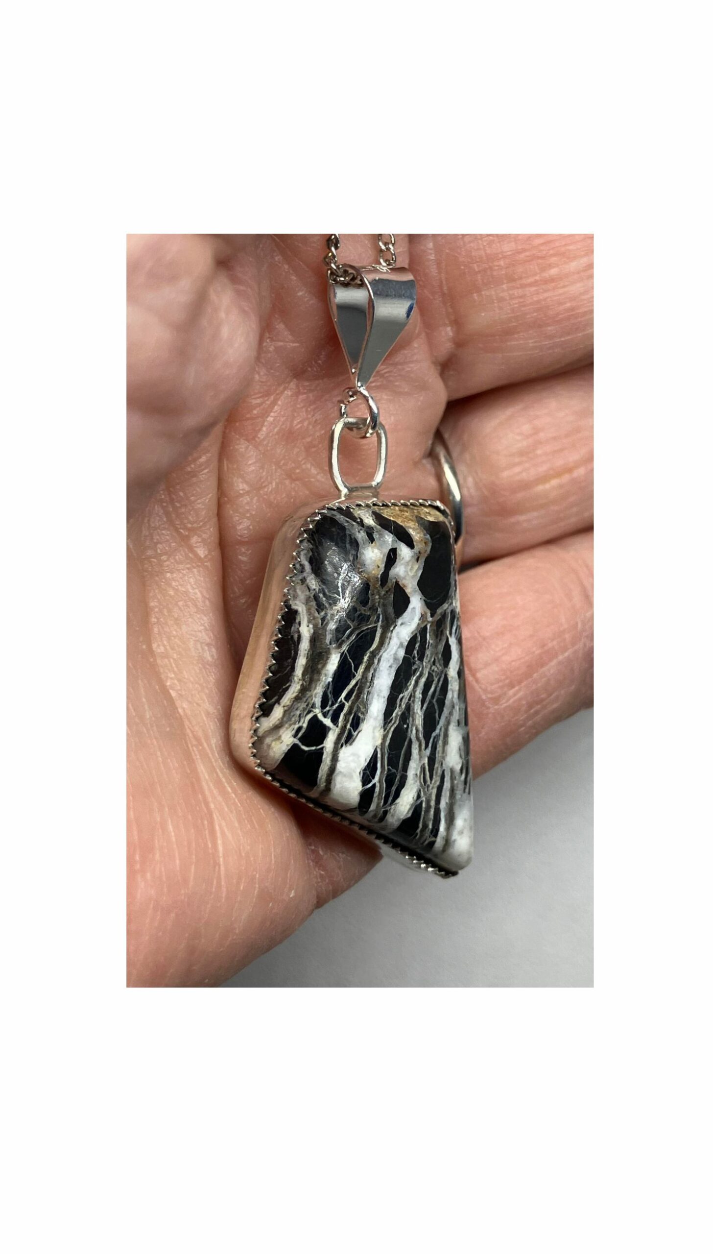 Pendant, White, Black, White Buffalo